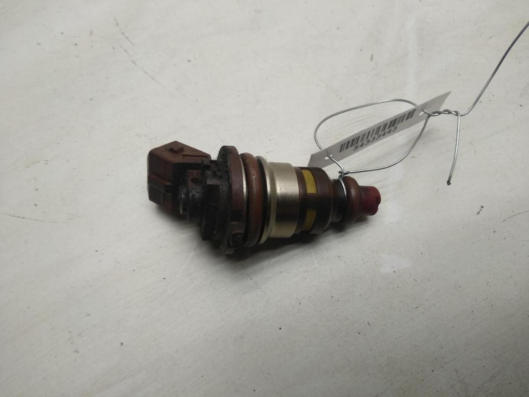 форсунка Ford Mondeo 2 поколение 1996, 1.8 л., бензин, МКПП, синий, хетчбэк 5 дв., 95BFB - фото №1
