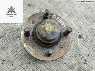 ступица задняя левая Nissan Almera N15 1996, 1.4 л., бензин, МКПП, красный, хетчбэк 3 дв.