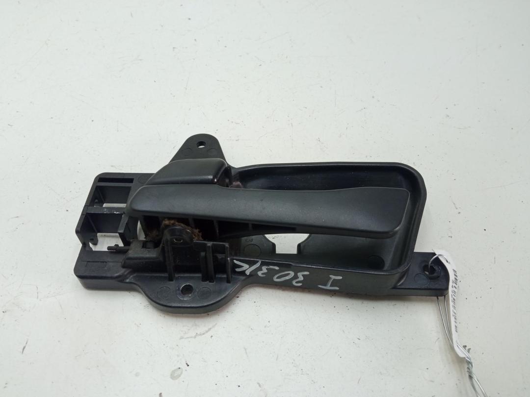 ручка внутренняя задняя левая Hyundai i30 2008, 1.6 л., бензин, МКПП, серый, универсал, 83613FD000