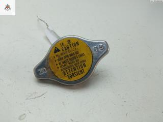 пробка расширительного бачка Mitsubishi Galant 8 поколение [рестайлинг] 1999, 2.5 л., бензин, МКПП, чёрный, универсал