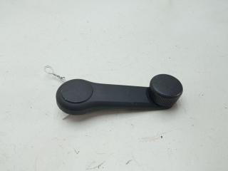 ручка стеклоподъемника Hyundai i10 1 поколение 2009, 1.1 л., бензин, МКПП, красный, хетчбэк 5 дв., 8263222001