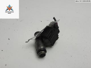 форсунка Volkswagen Golf 4 поколение 1999, 1.4 л., бензин, МКПП, белый, хетчбэк 5 дв., 036031C