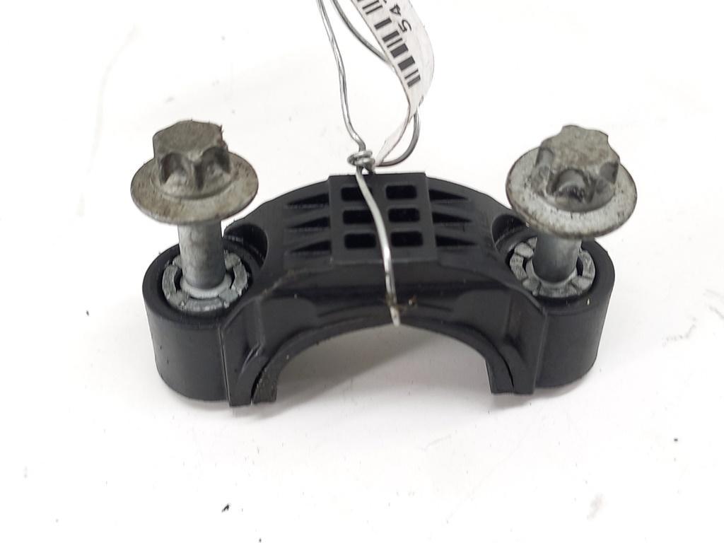 кронштейн (крепление) BMW 3 E90/E91/E92/E93 2008, 2.0 л., дизель, МКПП, чёрный, универсал, 7801696