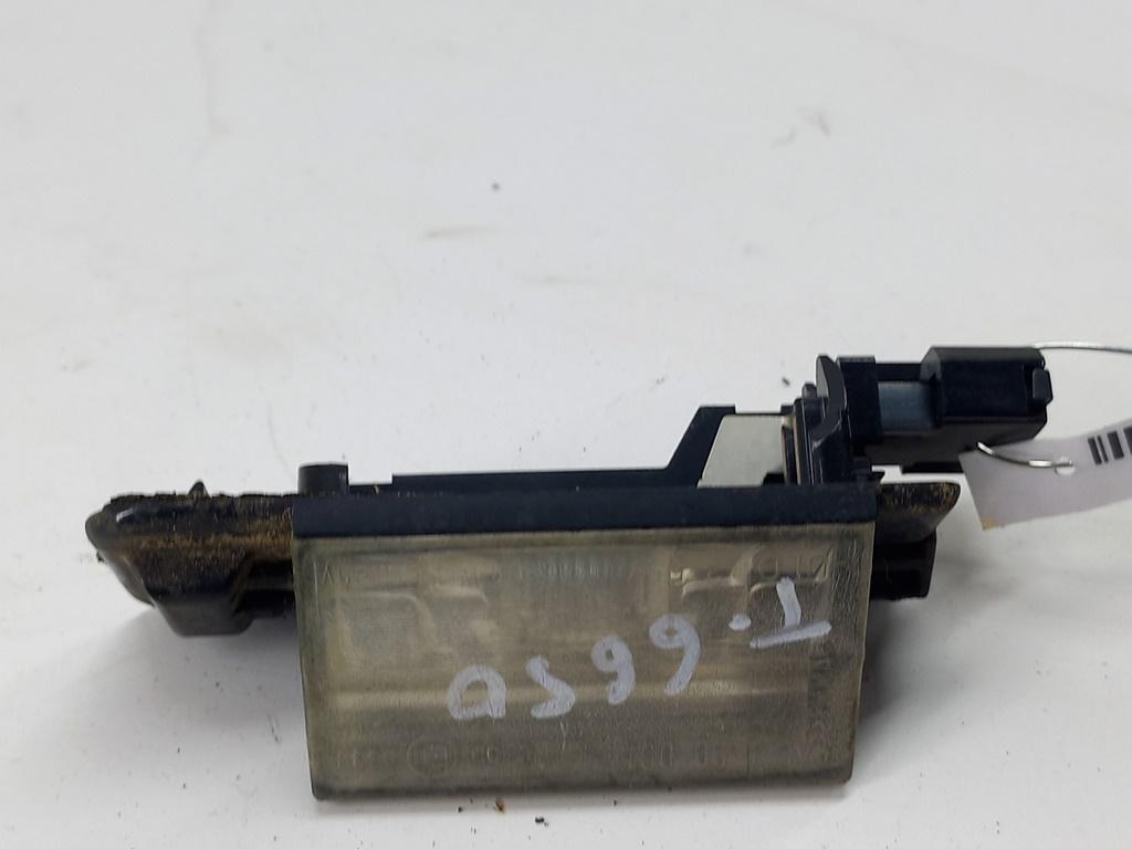 подсветка номера BMW 3 E36 1995, 1.6 л., бензин, МКПП, зелёный, хетчбэк 3 дв., 1387048