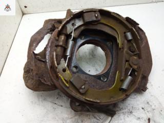 Цапфа задняя (ось ступицы) Toyota Avensis 2 поколение (T250) 2003, 2.0 л., дизель, МКПП, зелёный, универсал