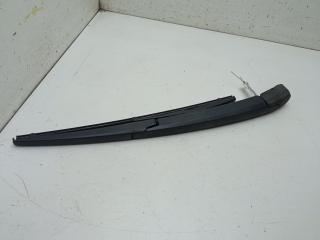 Щеткодержатель (поводок стеклоочистителя) задний Toyota Avensis 2003, 2.0 л., дизель, МКПП, зелёный, универсал