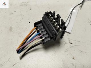 разъем (фишка) проводки Renault Scenic 1 поколение [рестайлинг] 2002, 1.6 л., бензин, МКПП, чёрный, минивэн, 7051