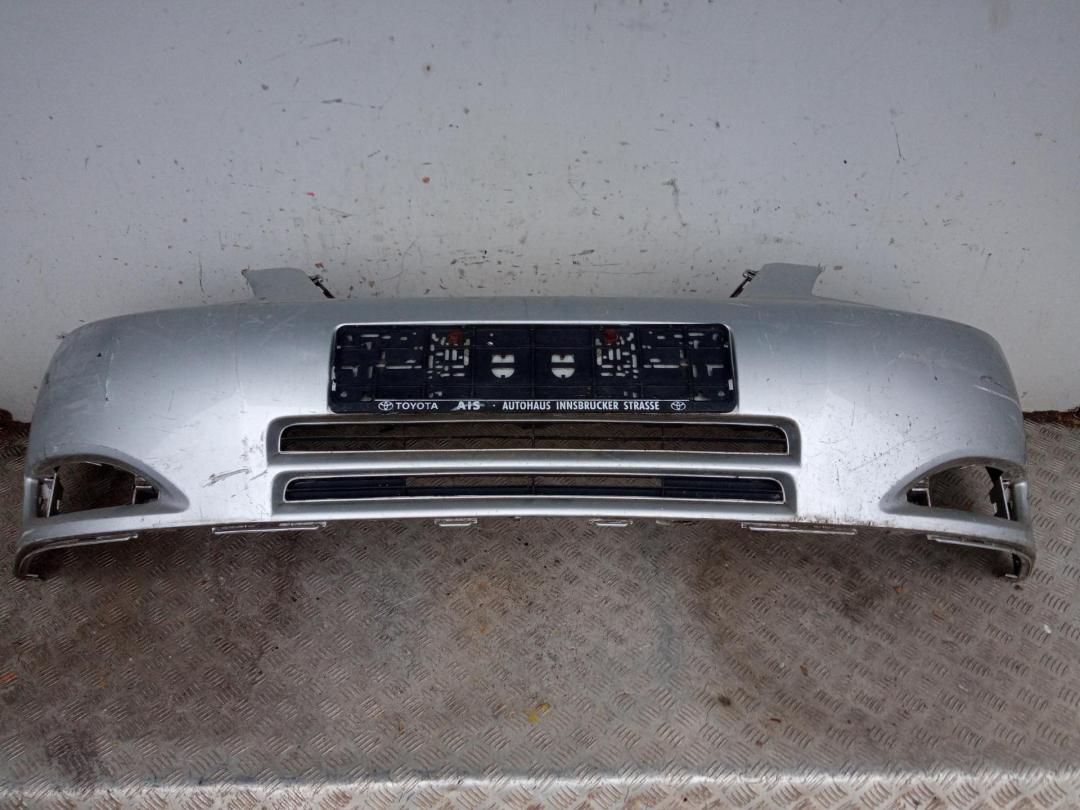 бампер передний Toyota Corolla 2003, дизель, серый, хетчбэк 5 дв.