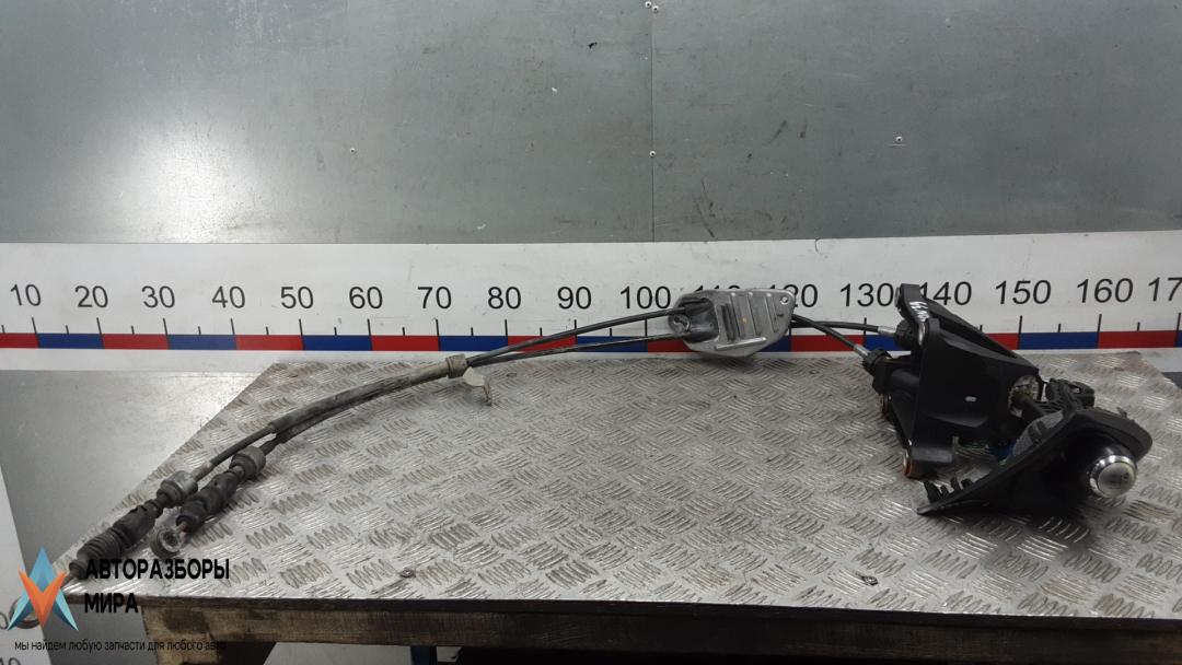 кулиса Toyota Auris 1 поколение 2008, 1.4 л., D-4D, дизель, МКПП, хетчбэк 5 дв. - фото №1