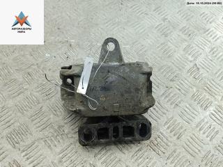 подушка крепления КПП Volkswagen Golf 4 поколение 2002, 1.4 л., бензин, МКПП, чёрный, хетчбэк 5 дв.