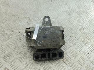 подушка крепления КПП Volkswagen Golf-4 2002, 1.4 л., бензин, МКПП, чёрный, хетчбэк 5 дв.