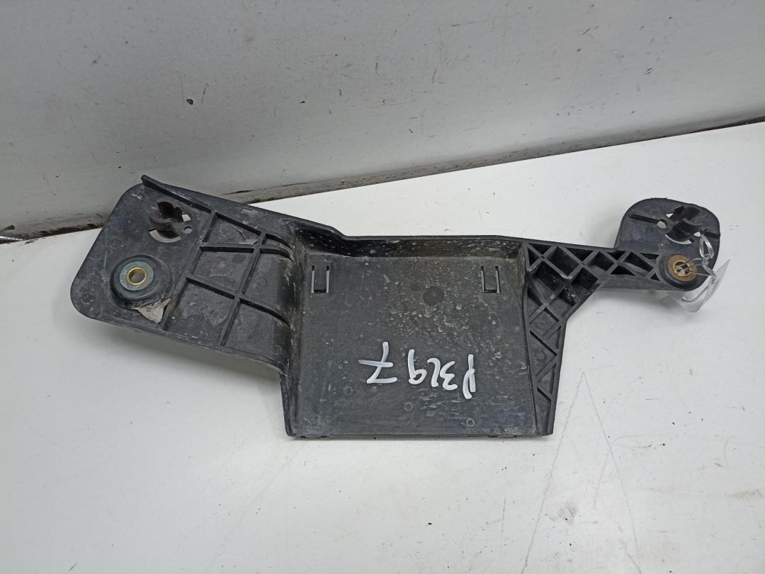 кронштейн (крепление) Opel Zafira A 2000, 1.8 л., бензин, АКПП, серый, минивэн, 90588767