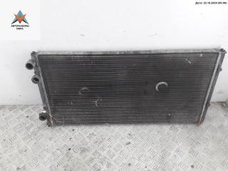 радиатор охлаждения Volkswagen Passat B4 1995, 1.8 л., бензин, МКПП, зелёный, универсал