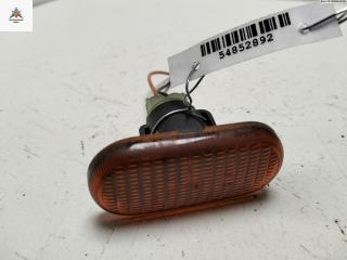 повторитель передний левый Renault Scenic 1 поколение [рестайлинг] 2001, 1.6 л., бензин, МКПП, красный, минивэн, 7700822136