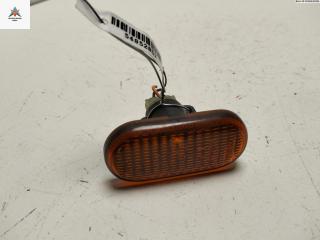 повторитель передний левый Renault Scenic 1 поколение [рестайлинг] 2002, 1.6 л., бензин, МКПП, чёрный, минивэн, 7700822136