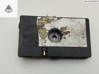 усилитель антенны BMW 3 серия E46 [рестайлинг] 2002, 2.0 л., бензин, МКПП, чёрный, универсал, 8386546