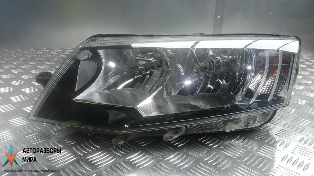 фара левая Skoda Octavia 3 поколение (A7) 2014, 1.6 л., дизель, МКПП, хетчбэк 5 дв., 5E2941017 - фото №1