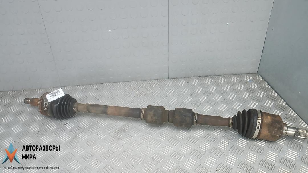 полуось передняя правая (приводной вал, ШРУС) Kia Sportage 3 поколение 2011, 1.7 л., дизель, МКПП, внедорожник 5 дв., 495012Y900 - фото №1