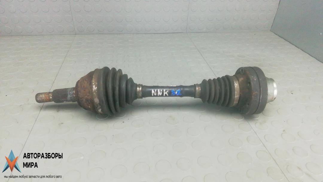 полуось передняя правая (приводной вал, ШРУС) Audi Q7 4L 2007, 3.0 л., D TDI, дизель, АКПП, внедорожник 5 дв., 7L0407271F - фото №1