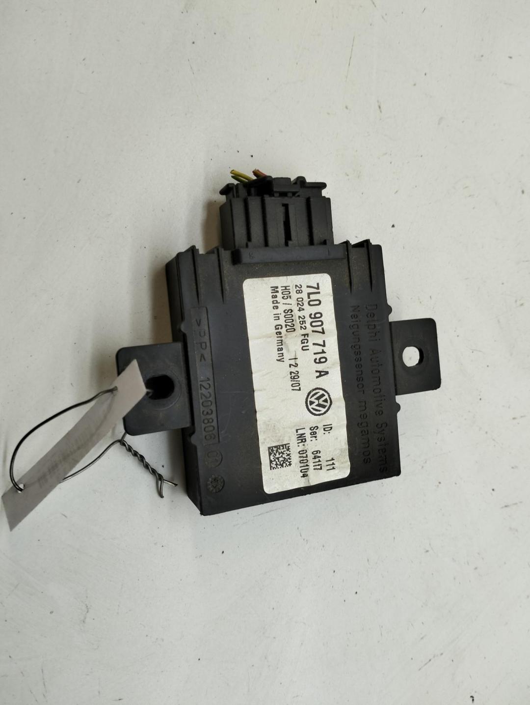 блок управления (другие) Volkswagen Touareg 2007, 3.0 л., дизель, АКПП, чёрный, внедорожник 5 дв., 7L0907719A