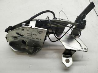 Замок стекла двери багажника Volkswagen Touareg 2007, 3.0 л., дизель, АКПП, чёрный, внедорожник 5 дв., 7L0827506E