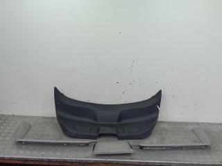 обшивка крышки багажника Ford Mondeo 3 поколение 2002, 2.0 л., бензин, МКПП, синий, хетчбэк 5 дв.