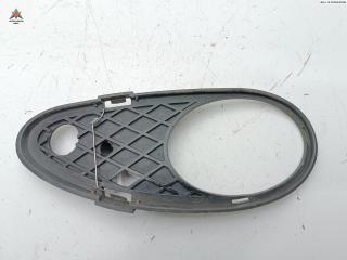 заглушка (решетка) в бампер Mercedes-Benz C-Класс W203/S203/CL203 2003, 2.2 л., дизель, МКПП, чёрный, седан, 2038850623