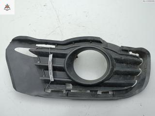 заглушка (решетка) в бампер Mercedes-Benz C-Класс W204/S204 2007, 1.8 л., бензин, МКПП, чёрный, седан, 2048850223