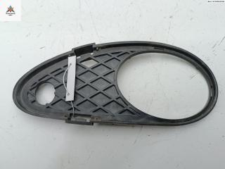 заглушка (решетка) в бампер Mercedes-Benz C-Класс W203/S203/CL203 2002, 1.8 л., бензин, АКПП, чёрный, универсал, 2038850523