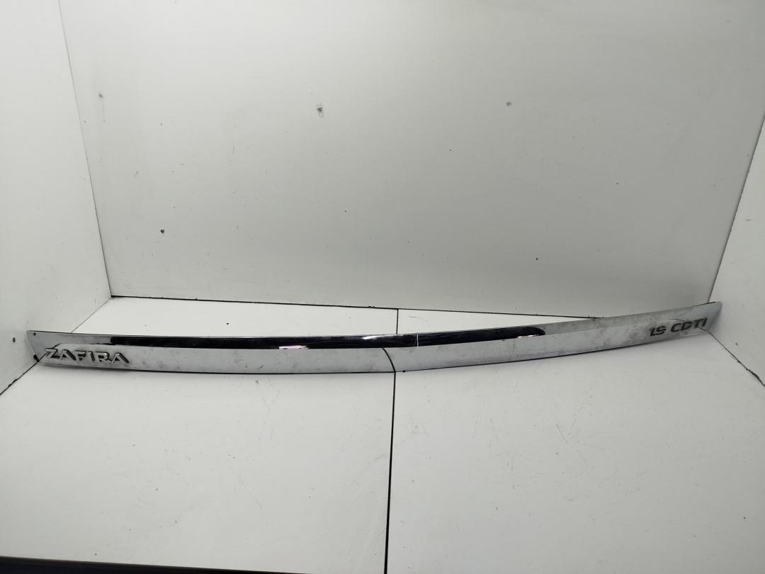 накладка двери (крышки) багажника Opel Zafira B 2009, 1.9 л., дизель, МКПП, чёрный, минивэн, 13137862