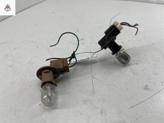 Патрон лампы фонаря Nissan Almera N16 [рестайлинг] 2006, 1.5 л., бензин, МКПП, чёрный, седан