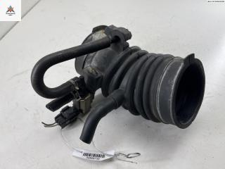 гофра инжектора Mazda 6 GG 2004, 1.8 л., бензин, МКПП, универсал, L81313221