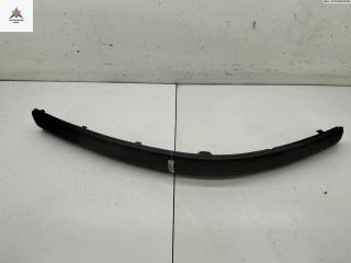 молдинг переднего бампера Volkswagen Passat B5 1998, 1.6 л., бензин, МКПП, красный, универсал, 3B0807718