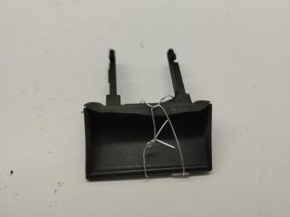 кнопка открытия багажника Audi A6 4B/C5 2000, 2.5 л., дизель, АКПП, чёрный, универсал, 4B0827778B