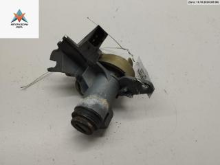 Личинка замка багажника Audi A4 B6 2002, 3.0 л., бензин, АКПП, красный, универсал, 8E0827573