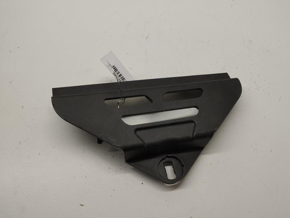 кронштейн (крепление) Audi A4 B6 2004, 2.0 л., бензин, МКПП, серый, универсал