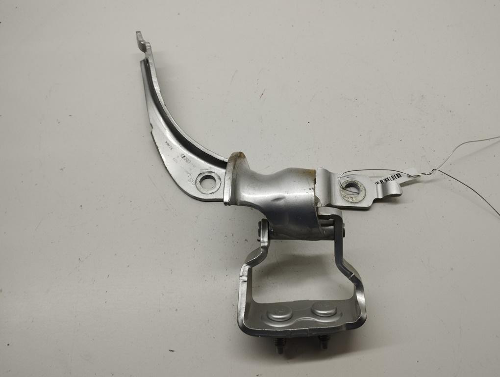 петля крышки багажника Audi A4 B6 2004, серый, универсал, 8E9827299E