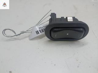 кнопка стеклоподъемника переднего правого Opel Zafira 1 поколение (A) 2000, 1.8 л., бензин, АКПП, серый, минивэн, 13363100