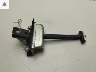 Ограничитель открывания двери задней Ford Focus 2 поколение [рестайлинг] 2008, хетчбэк 5 дв., 3M51R23500AG