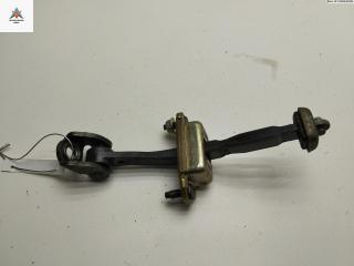 ограничитель открывания двери Ford Focus 1 поколение [рестайлинг] 2004, универсал, XS4AA23500