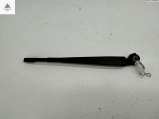 Щеткодержатель (поводок стеклоочистителя) задний Volkswagen Passat B5 1998, 1.6 л., бензин, МКПП, красный, универсал, 3B9955707A