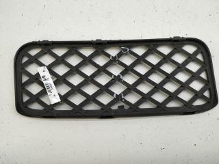 заглушка (решетка) в бампер Volkswagen Touareg 1 поколение 2006, 3.0 л., дизель, АКПП, чёрный, внедорожник 5 дв., 7L6853676