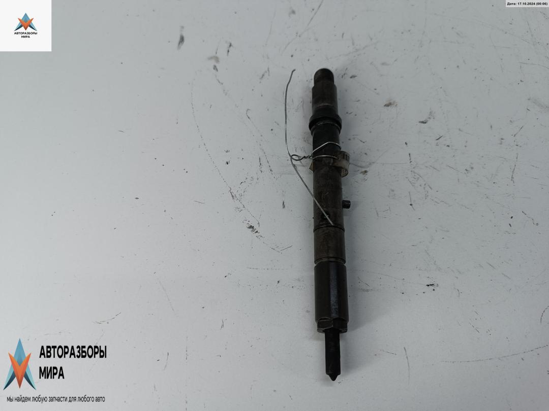 форсунка Audi A4 B6 2003, 2.5 л., дизель, АКПП, чёрный, универсал, 059130201G - фото №1