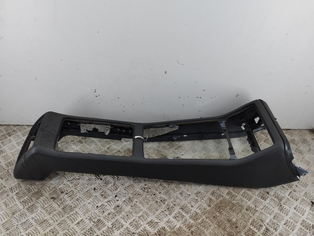 консоль салона (центральная часть) Audi A8 D3 2003, 4.0 л., дизель, АКПП, чёрный, седан, 4E0863241D