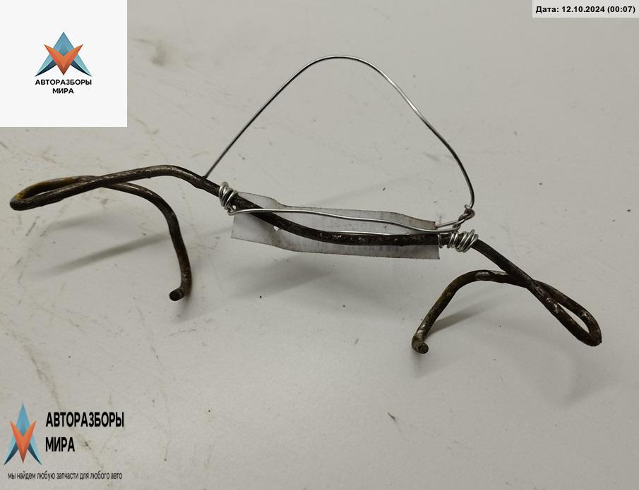 скоба суппорта Audi A6 4B/C5 2000, 2.5 л., дизель, АКПП, серый, седан - фото №1