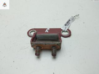 петля крышки багажника Toyota Corolla 8 поколение (E110) 1997, красный, хетчбэк 3 дв.