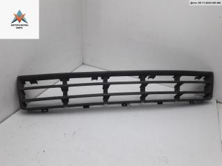 заглушка (решетка) в бампер Volkswagen Golf 4 поколение 2002, 1.4 л., бензин, МКПП, чёрный, хетчбэк 5 дв., 1J0853677D