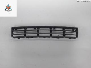 заглушка (решетка) в бампер Volkswagen Golf 4 поколение 2000, 1.4 л., бензин, МКПП, серый, хетчбэк 5 дв., 1J0853677D