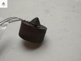 замок капота Volkswagen Transporter T5 2004, 2.5 л., дизель, МКПП, чёрный, микроавтобус