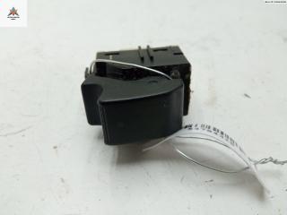 кнопка стеклоподъемника переднего правого Toyota Avensis 2 поколение (T250) 2003, 2.0 л., дизель, МКПП, зелёный, универсал, 8481005050